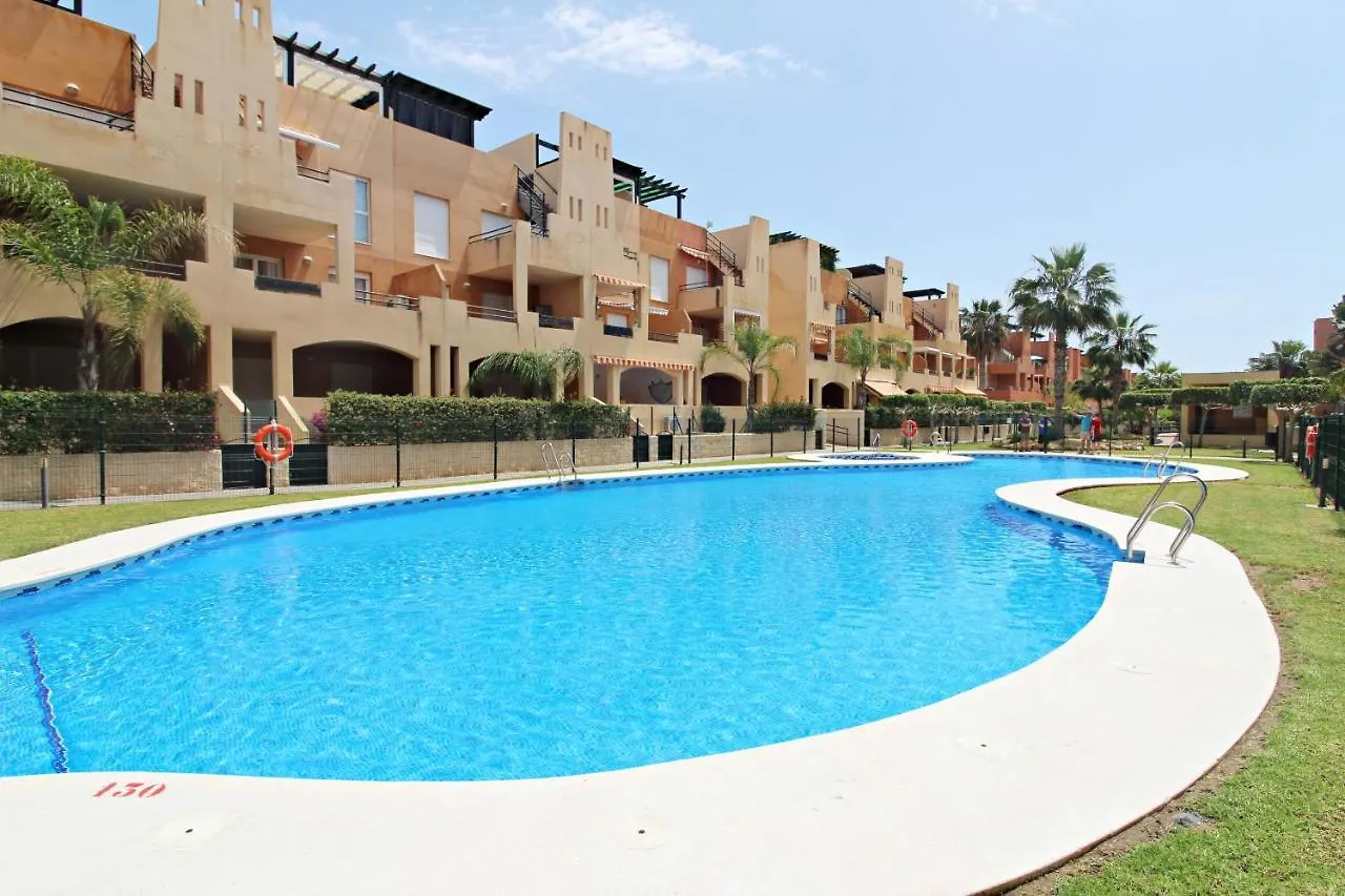 Paraiso De Vera Nassau Apartment